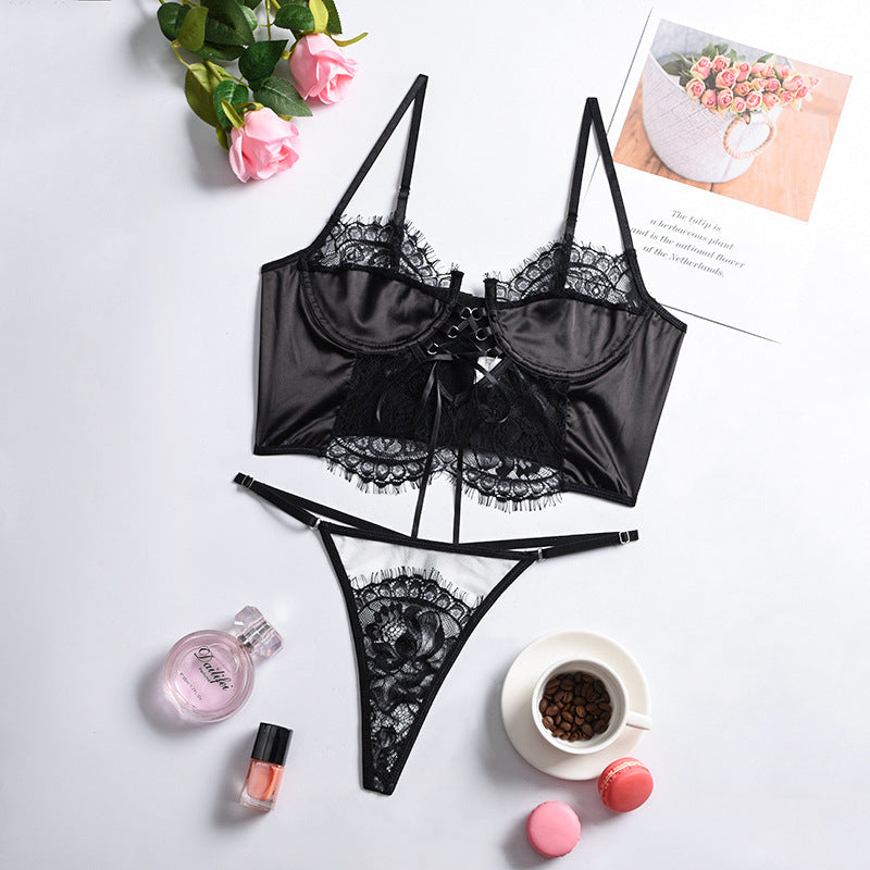 Simple Desires Bra & Underwear Set